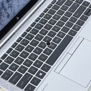 Bạn đang tìm Laptop Hp Elitebook 840G7 Core i7-10610U/ RAM 8GB/ SSD 256GB/ 14 inch FHD như mới?