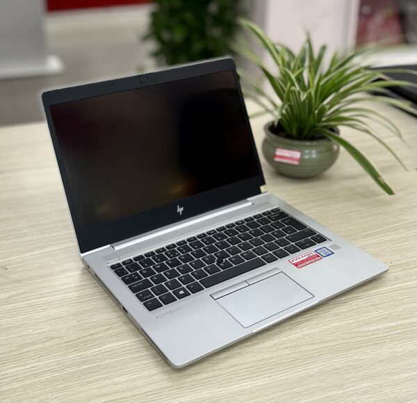 Có Laptop cũ HP Elitebook 830 G5/ Core I5 - 8350U/ RAM 8GB/ SSD 256GB/ 13.3" FHD không?
