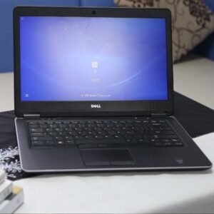 Laptop cũ Dell E7240 Core i7: Thon gọn, sang trọng vẫn mạnh mẽ?