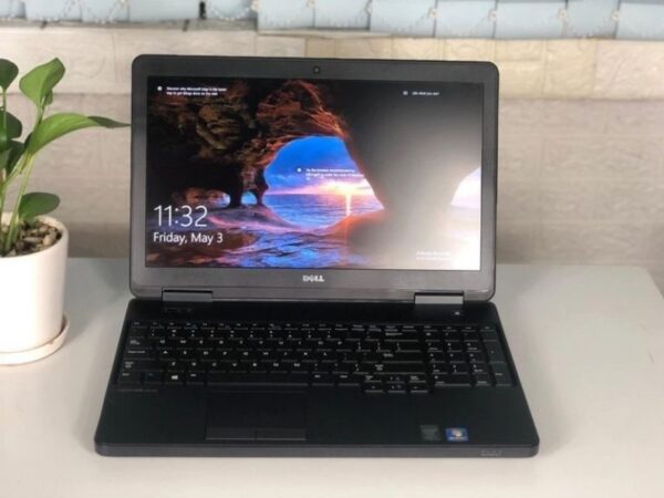 Laptop cũ Dell latitude 5540 core i5: Giá rẻ, chất lượng, uy tín nhất?