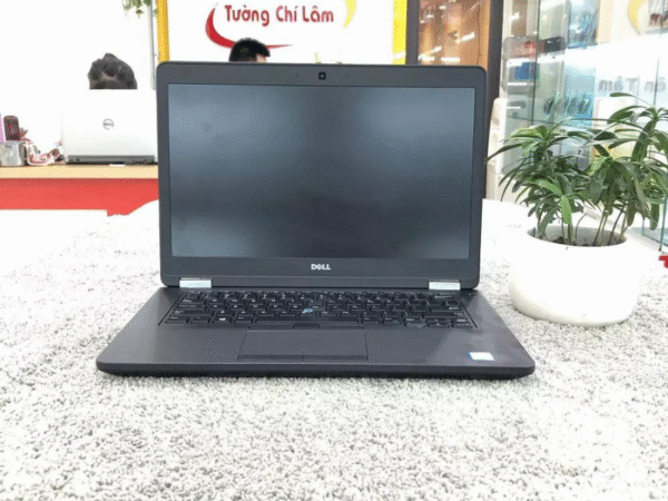 Laptop Dell 7270 Latitude Core i7 cũ mỏng nhẹ có phải là lựa chọn tốt cho văn phòng, sinh viên không?