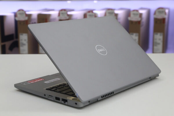 Laptop Dell Latitude 5310 Core I7-10610U/RAM 8GB/SSD 256GB/FHD (như mới) có sẵn không?