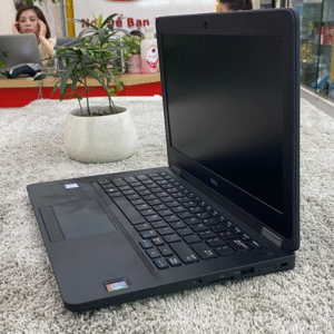 Thông tin về Laptop cũ Dell latitude E5270 core i7?