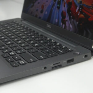 Tìm mua Laptop Cũ Dell Latitude 7400 Core i7-8665U/ RAM 8GB/ SSD 256GB/ 14